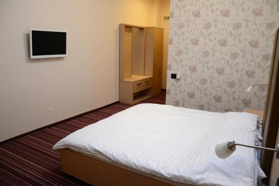 Zenti Plaza Hotel Drobeta Turnu Severin Habitación foto